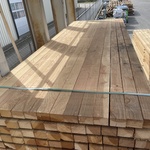 Ca. 77x Douglas Regels Fijnbezaagd, 50x75mm, lengte 300cm